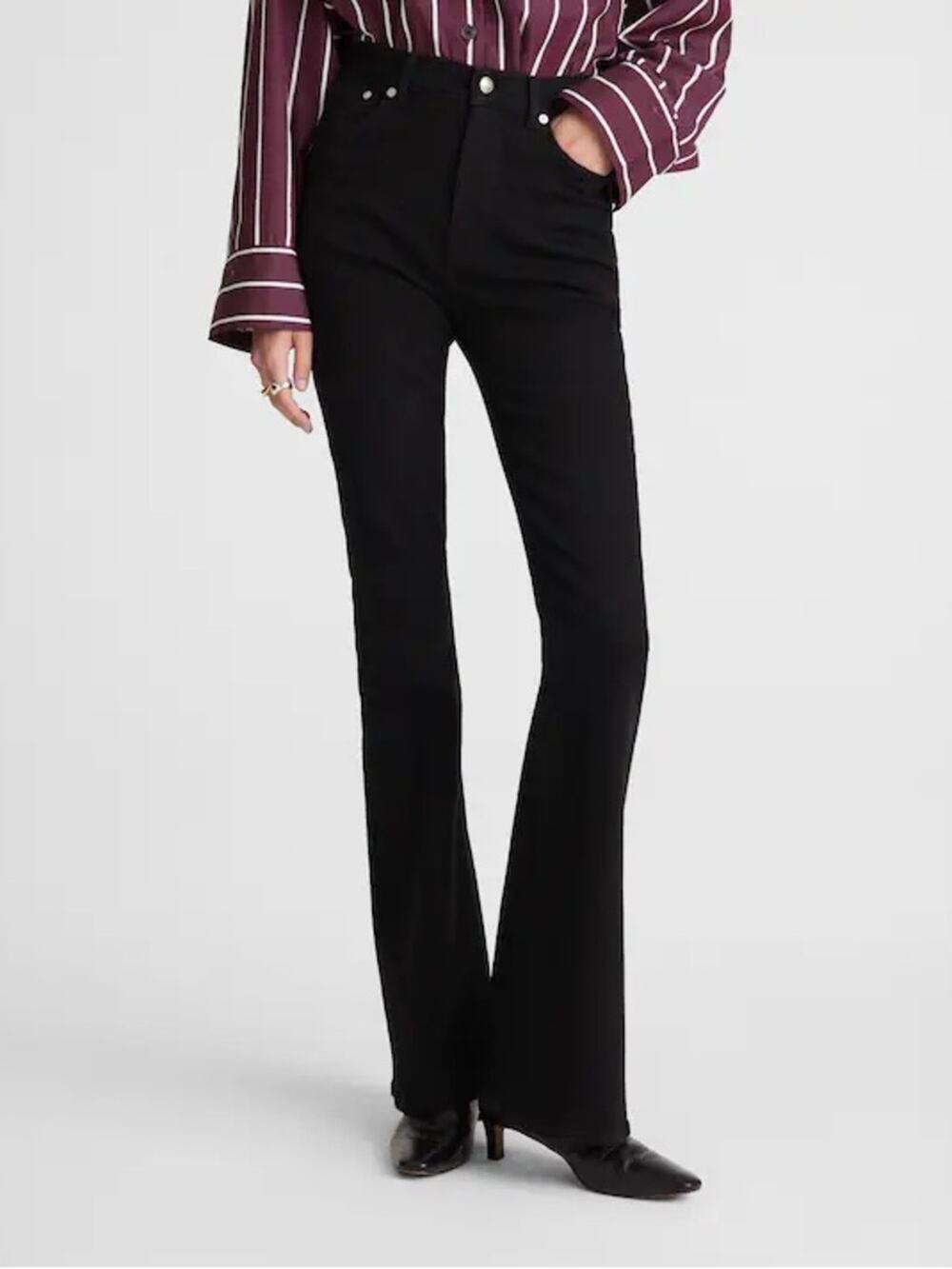 Madewell The Petite Stretch Flare Jean in black Size 24P